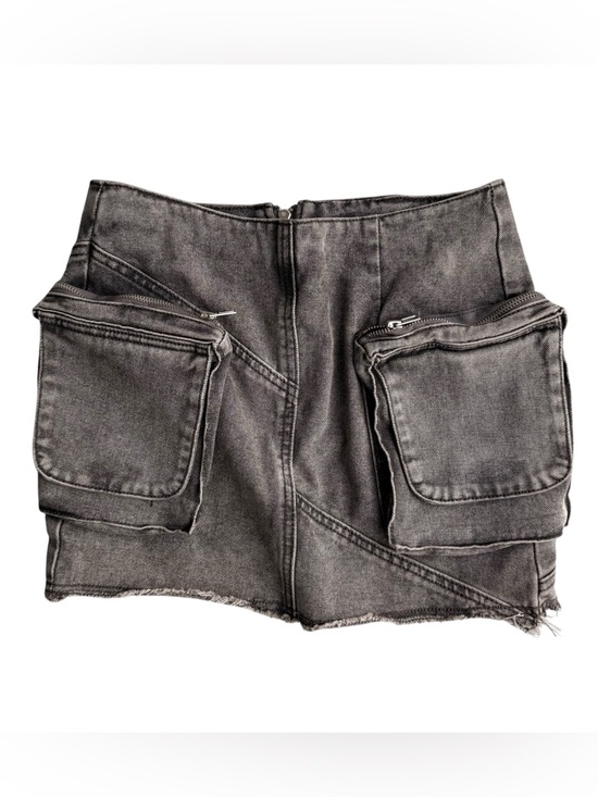 PrettyLittleThing Dresses & Skirts - NWT PrettyLittleThing Petite Cargo Pocket Detail Denim Mini Skirt Size US 2